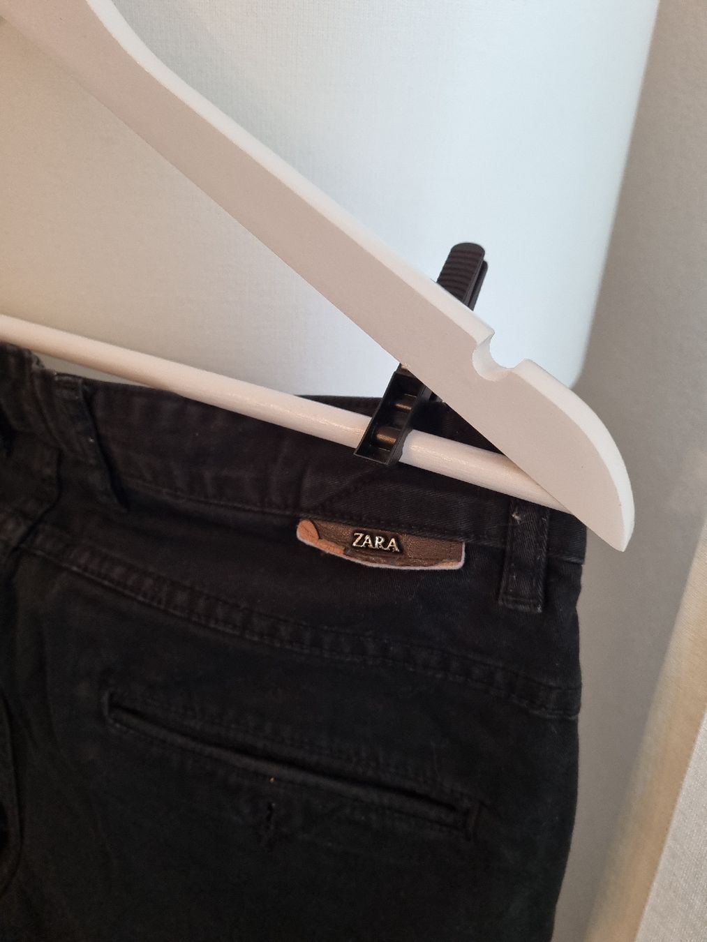 Zara Pantaloni: Zara Men’s Trousers, Size 38 – Nuovo (secondo la descrizione) da Aigle venduto da Smagbrelle18 8