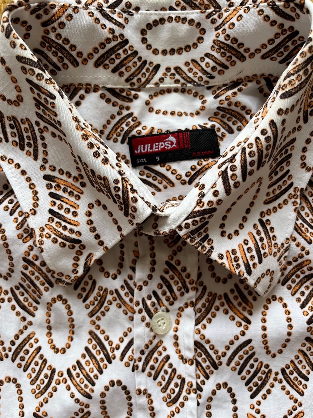 Camicie: New beautiful shirt size S/M – Nuovo (secondo la descrizione) da Chêne-Bougeries venduto da Seetooyoo 6