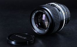 Nikon 100mm f/2.8