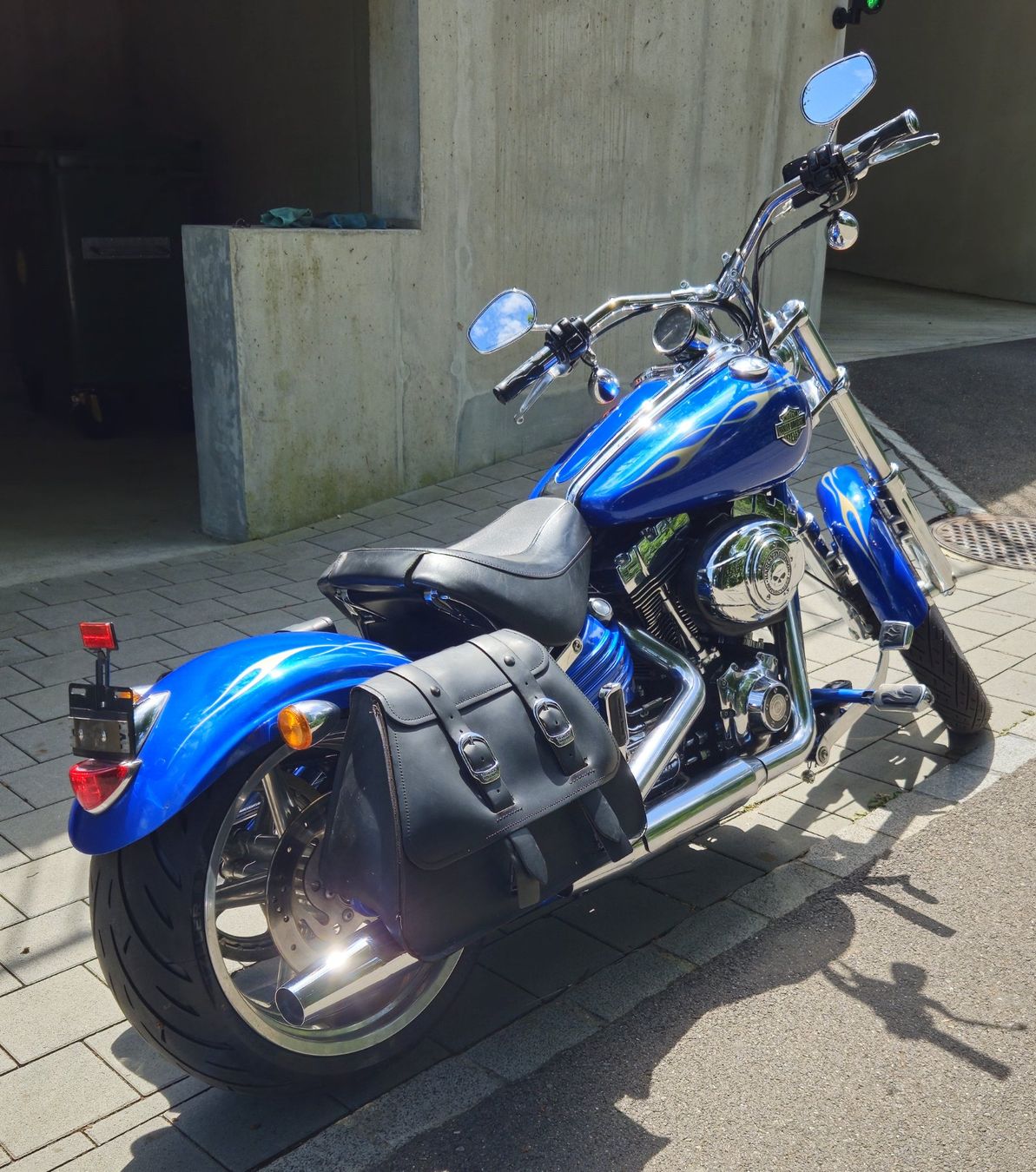 Harley-Davidson Cruisers: HARLEY DAVIDSON ROCKER C FXCWC – D'occasion à Eglisau par tauschnix 1