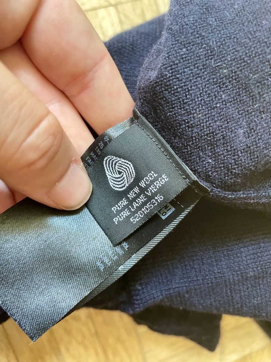 Uniqlo Pulls & Sweat-shirts: Pullover Uniqlo Dunkelblau Navy Blue, Grösse S  – D'occasion à Zürich par Carlajimena 3