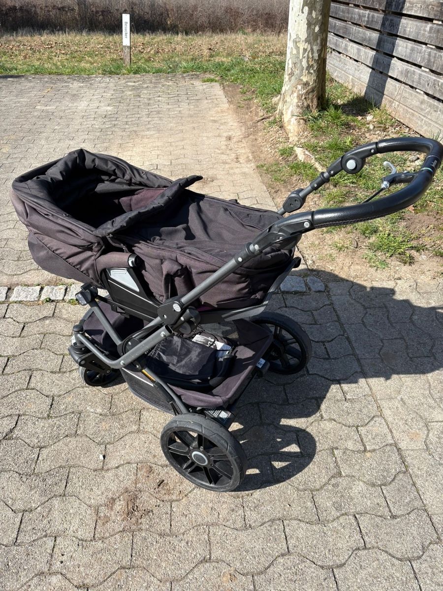 Teutonia Carrozzine: Kinderwagen Teutonia – Usato da Bronschhofen venduto da cm65 4