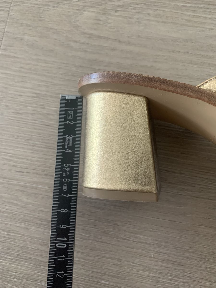 Chanel Scarpe da donna: Sandales CHANEL pointure 37 – Nuovo (secondo la descrizione) da Gland venduto da TallyEva 7