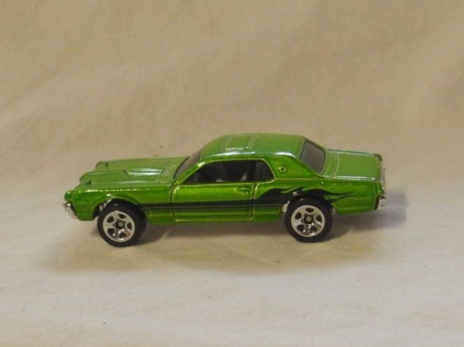Hot Wheels Voitures modèles: HOTWHEELS  '68 COUGAR  NEUWERTIG – Neuf (Voir description) à Gurtnellen par Murmeli99 1