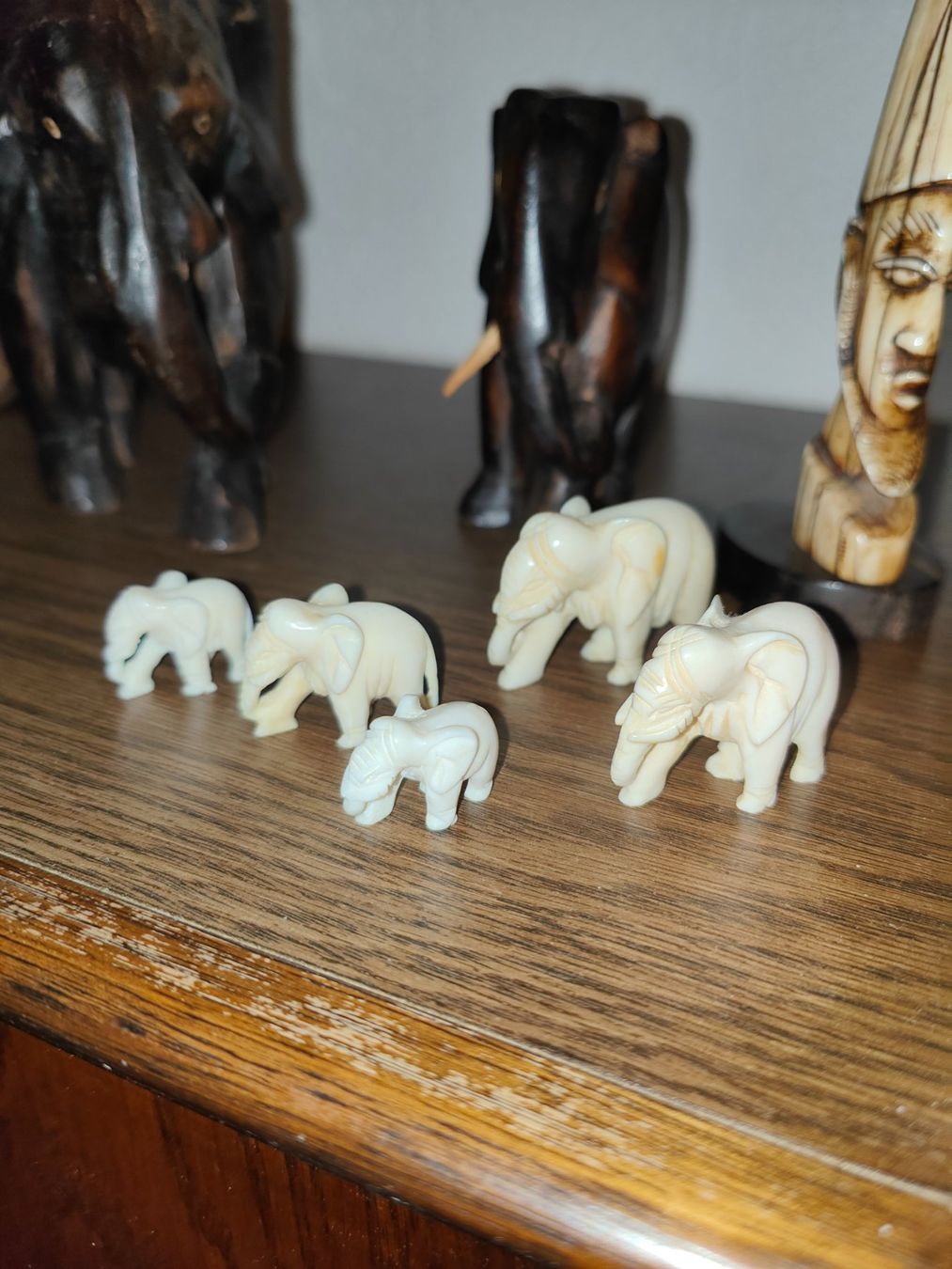 Tutte le decorazioni: Elefanten Deko Set Afrika – Usato da Recherswil venduto da beawuethrich 1