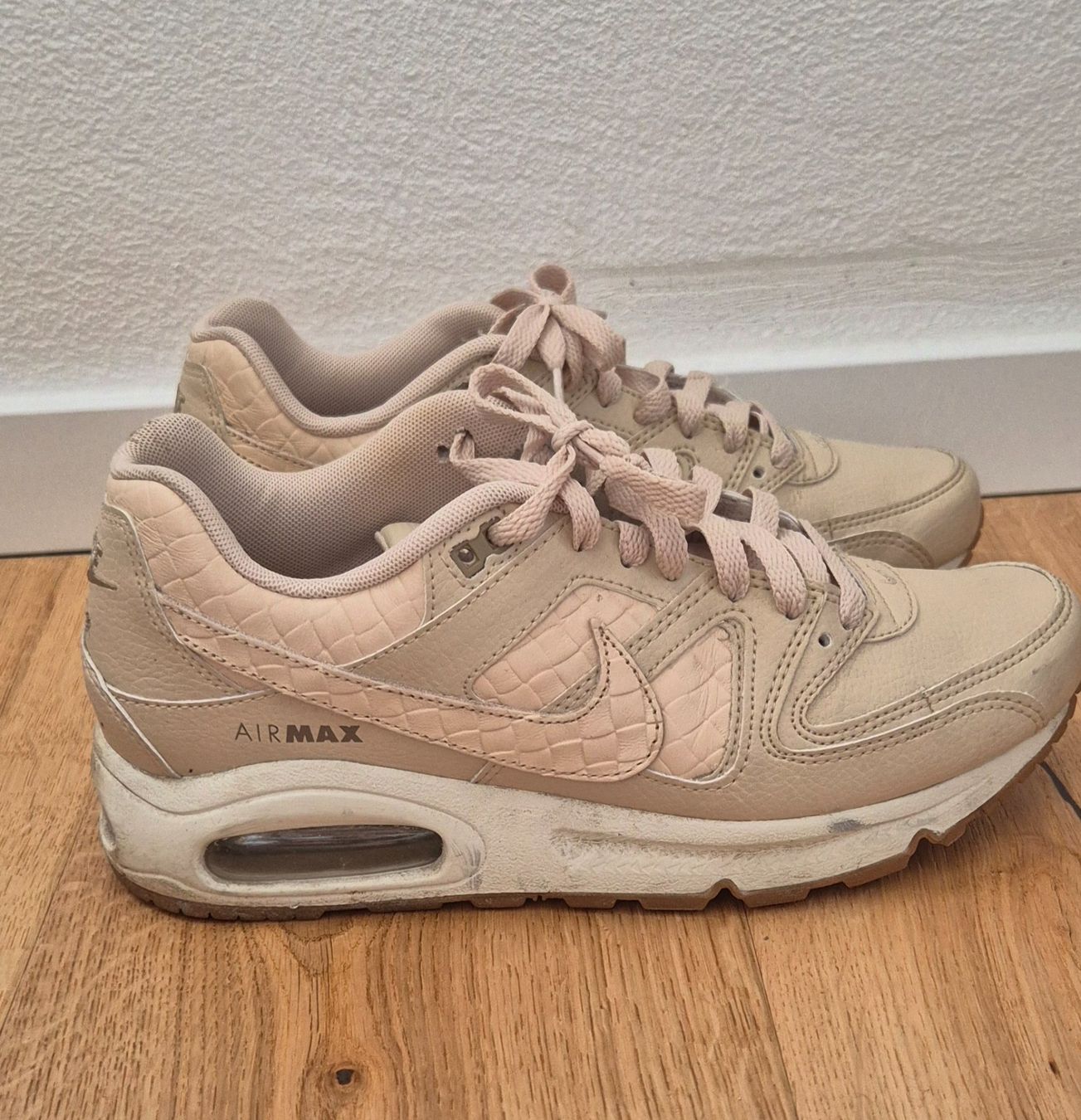 Nike Scarpe da donna: Nike Air Max Sneaker, Beige, Grösse 39 – Usato da Zizers venduto da Urijas 1