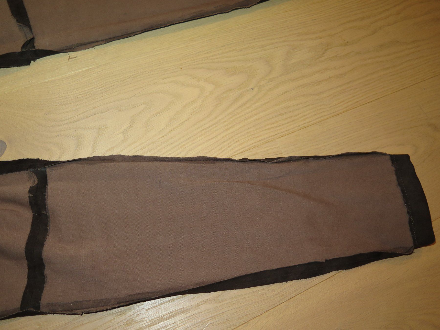 Pantalons: echte Wildlederhose dunkelbraun Gr.38 – D'occasion à Hausen am Albis par Soul2026 4