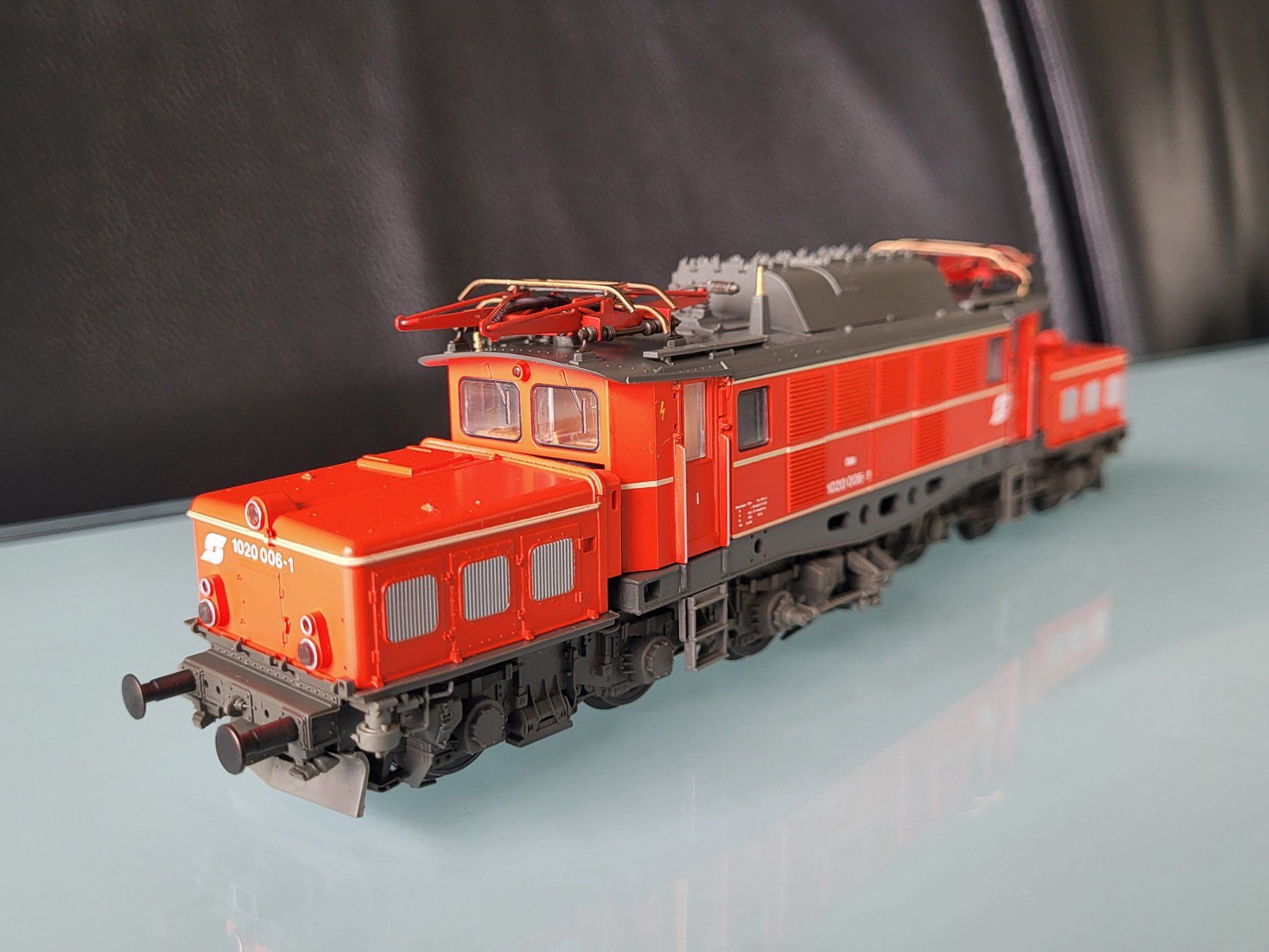 Roco Trains électriques: H0  ROCO  ÖBB  1020 006-1 – D'occasion à Oberburg par sensetal 1