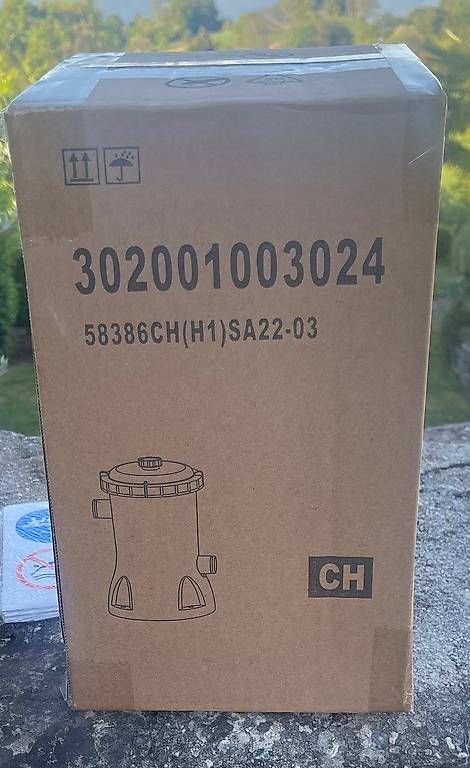 Piscine: Filtre à piscine horssol Bestway – Usato da St-Légier-Chiésaz venduto da refpmeak01