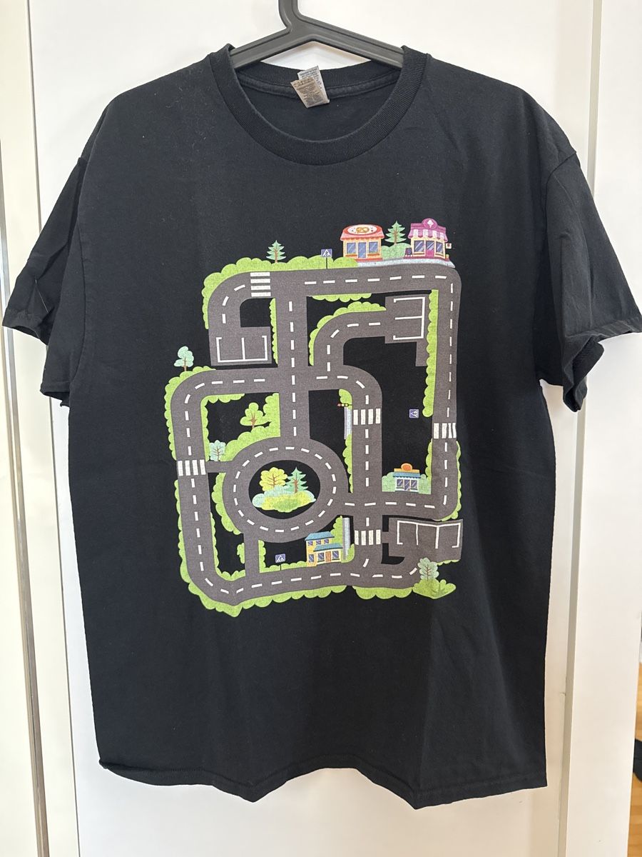 T-Shirts: Shirt mit Spielstrasse Gr. L – Gebraucht aus Winkel von _OachKatzerl_