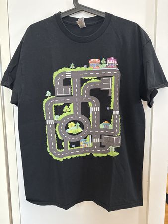 Shirt mit Spielstrasse Gr. L