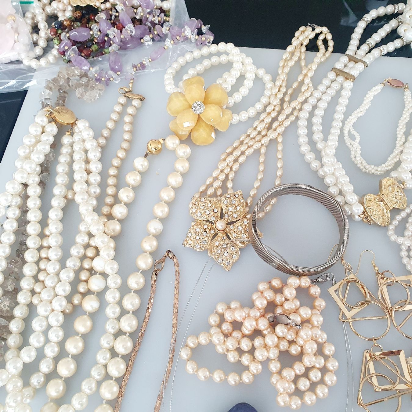 Sonstiger Schmuck: Schmuck Konvolut Modeschmuck Perlen verschiedene Teile  – Gebraucht aus Kreuzlingen von Wunderkiste123 8