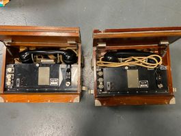 2 Feldtelefon Schweizer Armee ! Modell 1932 .