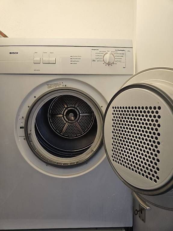 Bosch Asciugatrici: BOSCH Trockner WTA 4100 – Usato da Wilen b. Wollerau venduto da vpo_s9qh