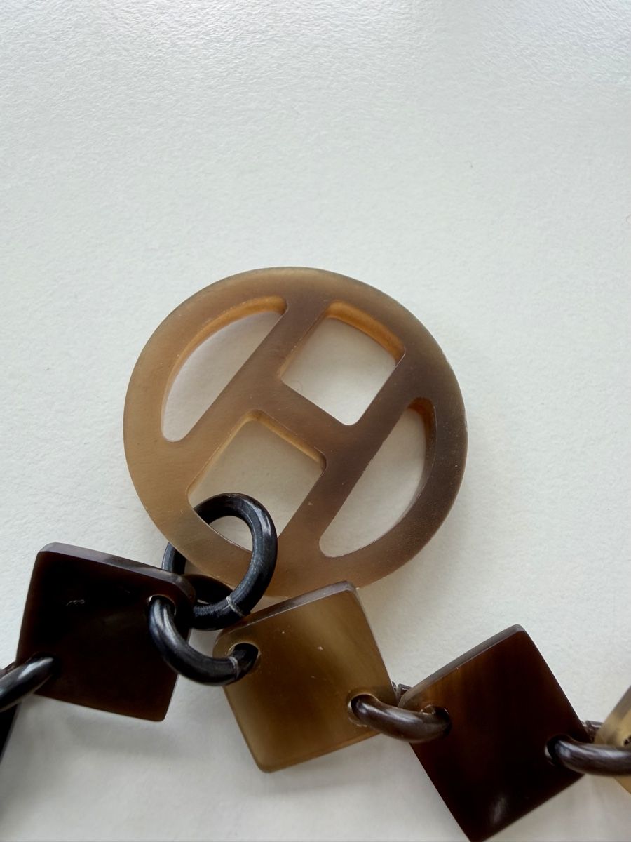 Hermès Catenine: Hermès Halskette aus Horn – Usato da Biel/Bienne venduto da karin.fleischer 3