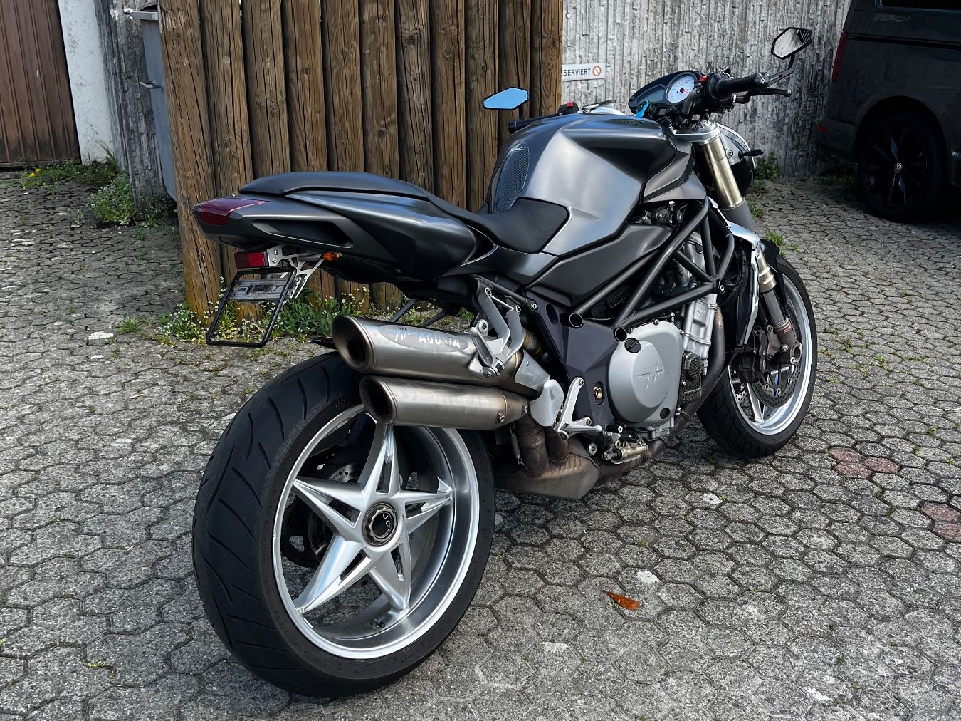 MV Agusta Strada: MV Agusta F4 Brutale 750s – Usato da Zufikon venduto da jes_vfd5 2