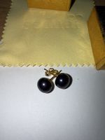 Schwarze Perlenohrstecker, goldfarben, neuwertig, elegant