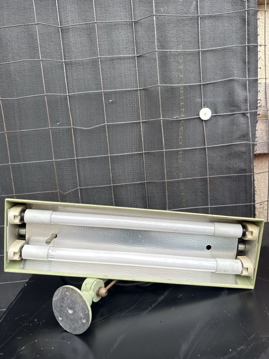 Lampade: Lampe Robert Muris fonctionnelle – Usato da La Chaux-de-Fonds venduto da Lespucesducollege 2