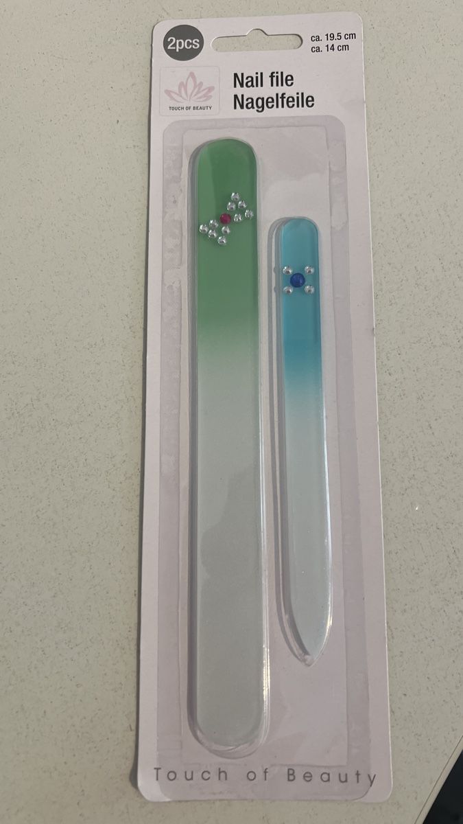 Maniküre: NEUE NAGELFEILE AB FR. 1.- – Neu und originalverpackt aus Zürich von sepp69