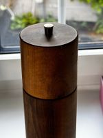 Edle extra grosse Pfeffermühle in Nussbaum Holz, 40cm Höhe