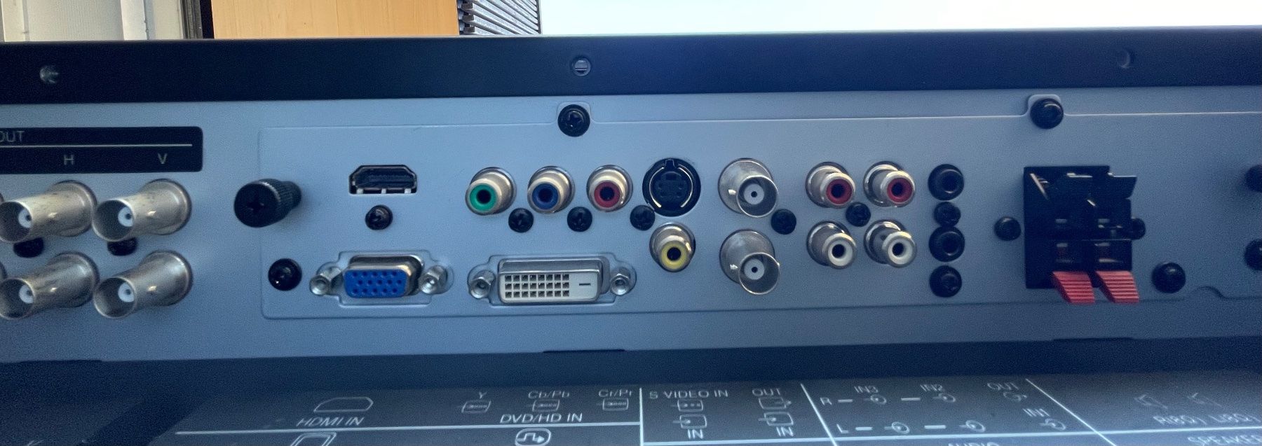 Nec Fernseher: NEC 52“ Fernseher – Gebraucht aus Sommeri von  5