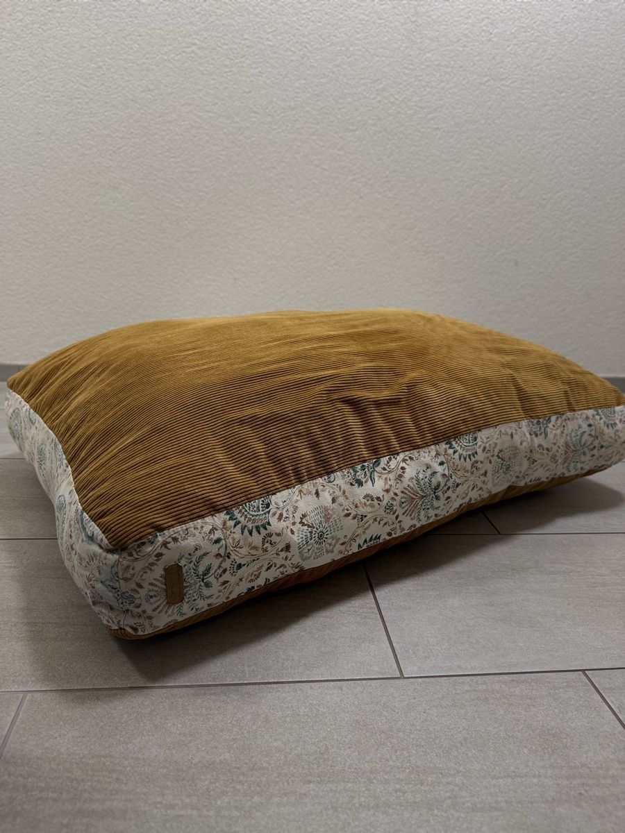 Liege- & Schlafplätze: Hundebett Handmade Cord Stoff – Gebraucht aus Mols von sar_r565