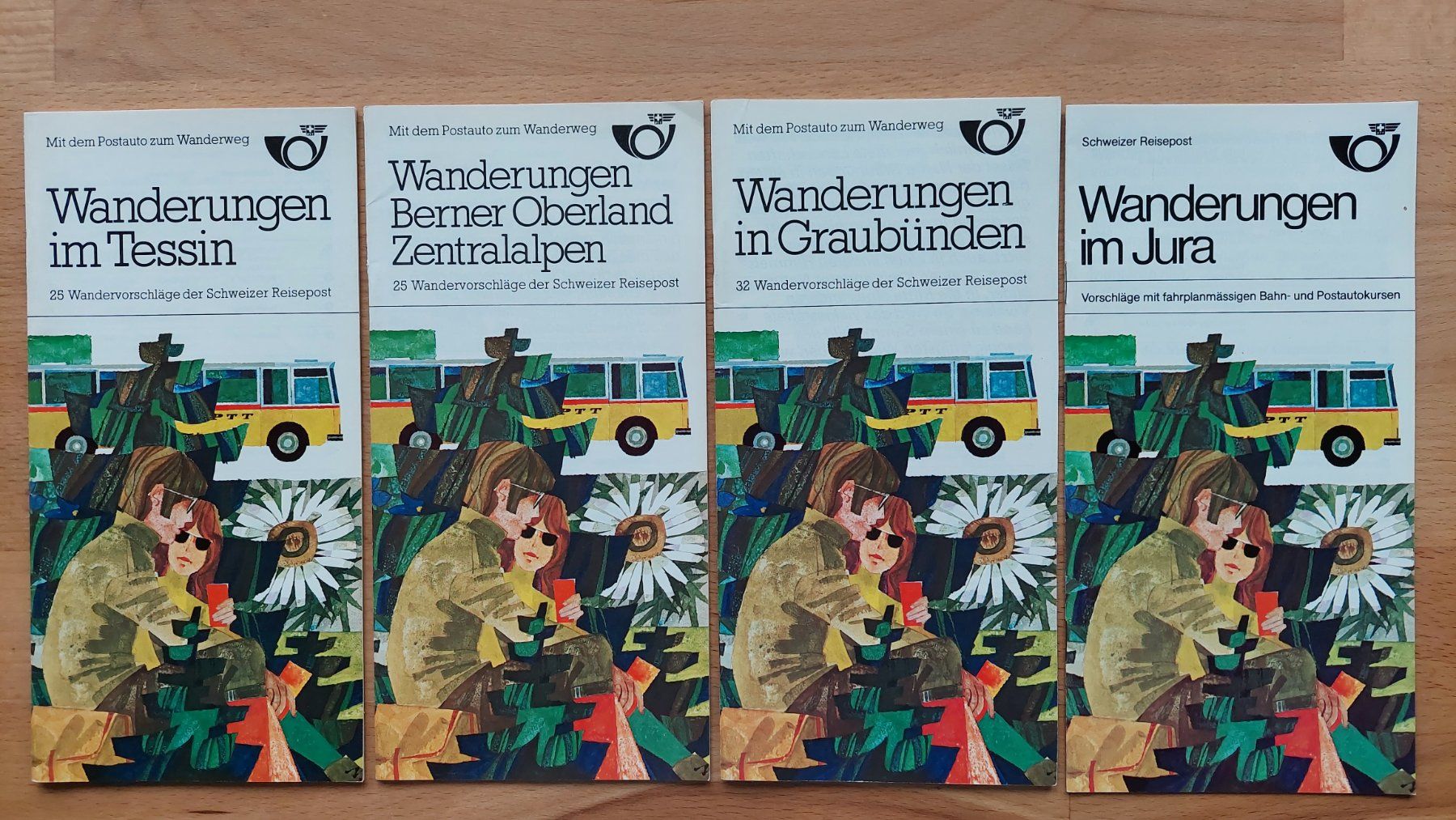 Documenti: 4 alte Prospekte Mit dem Postauto zum Wanderweg – Usato da Obfelden venduto da Foto_Bild_Kunst_Buch