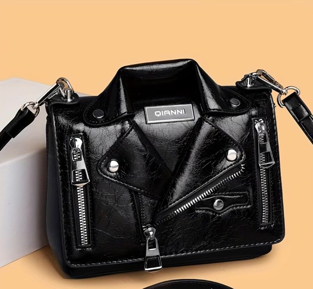 Borse da donna: Coole Tasche im Biker Still – Nuovo (secondo la descrizione) da Endingen venduto da Warlock