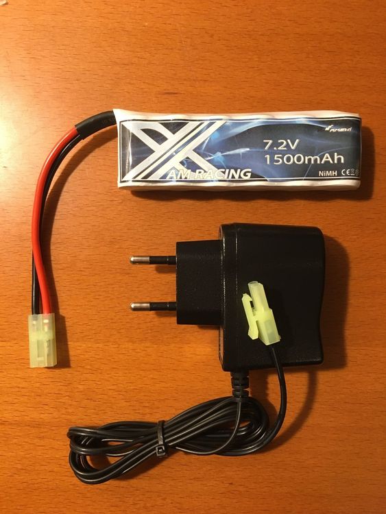 Rc Akku AM Racing 7.2v 1500mAh mit Ladegerät | Kaufen auf Ricardo