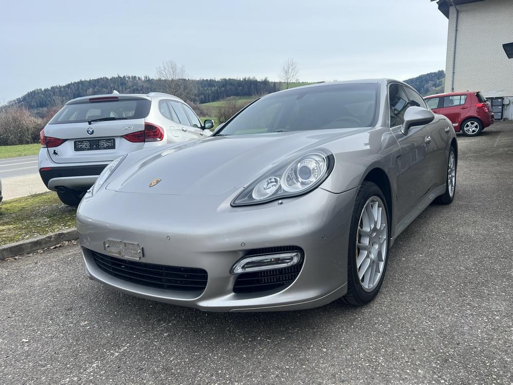 Porsche Panamera Turbo 4.8 PDK