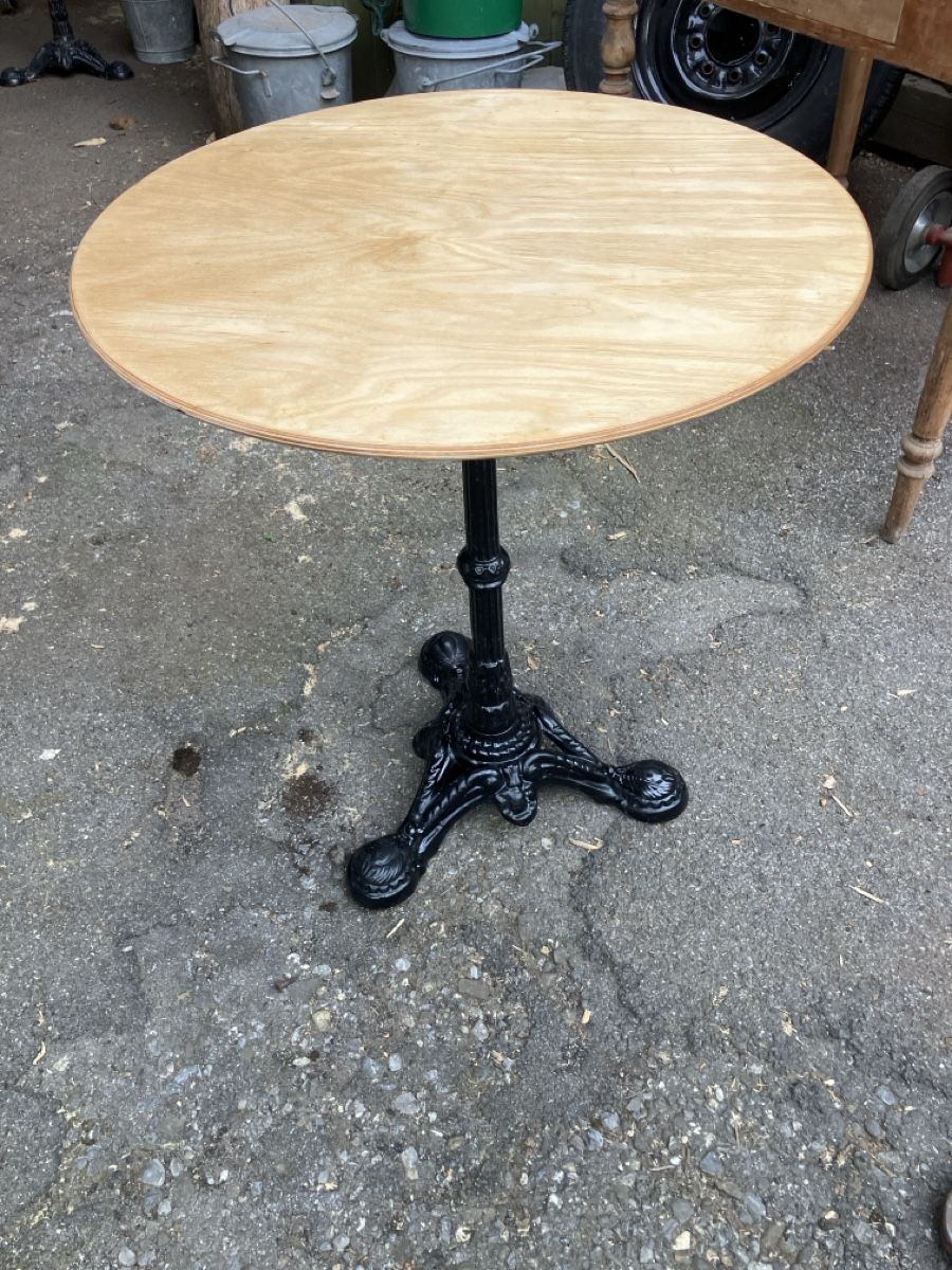 Tavoli: Bistro tisch – Usato da Burg AG venduto da ala_cx8x