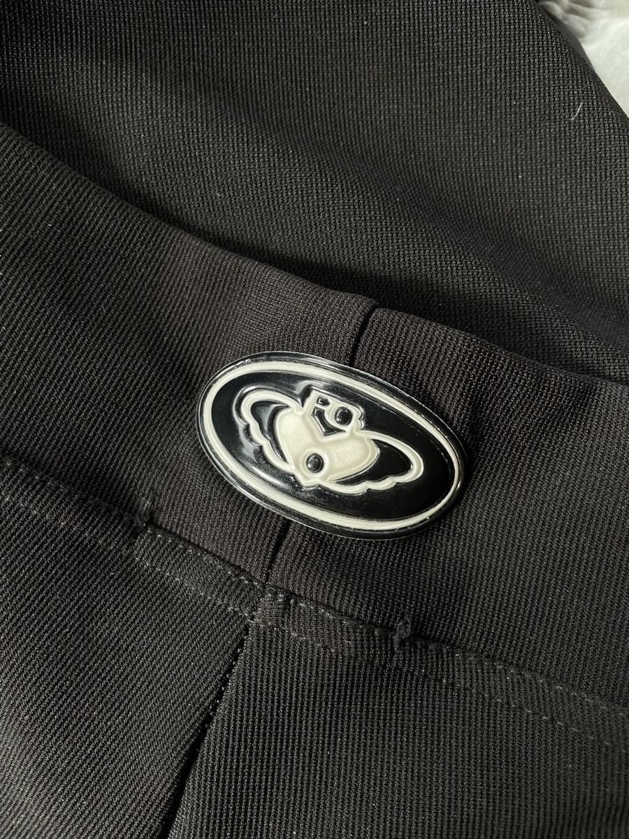 Pantaloni: Y2K vintage flared pants – Usato da Zürich venduto da daria_m 2