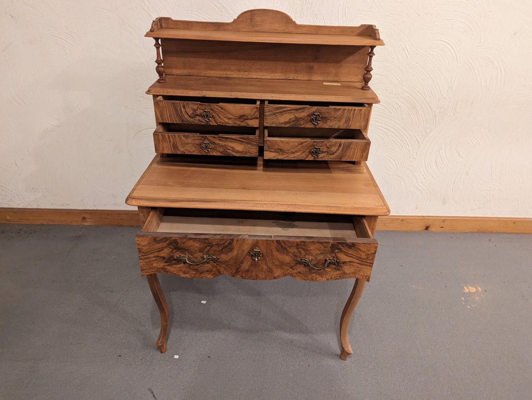 Scrivanie: Jugendstil Damensekretär – Usato da Stäfa venduto da MichaelHiu 6