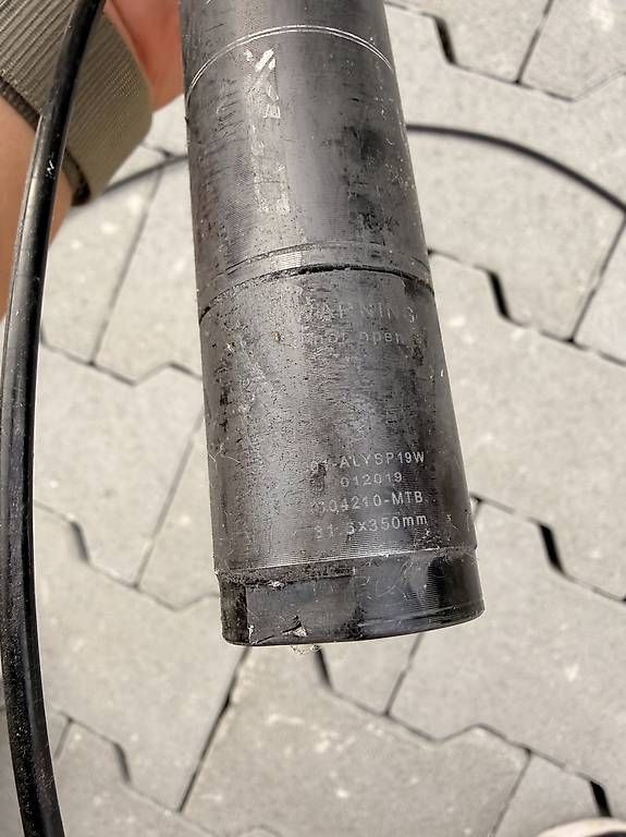 Pezzi di ricambio: Verstellbare Sattelstütze XLC – Usato da Wohlen AG venduto da stecampi 2