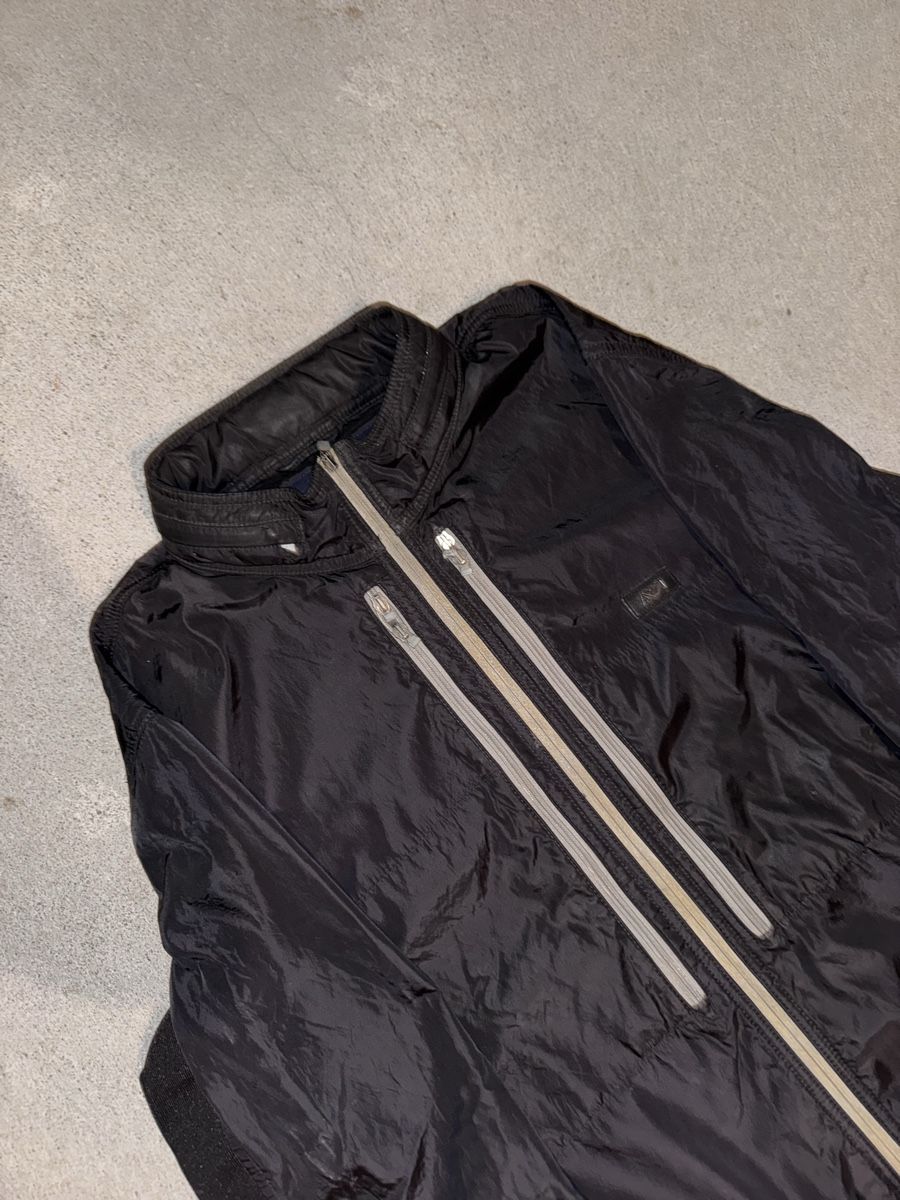Armani Giacche: vintage armani jeans trackjacket black  – Usato da Oberhofen Thun'see venduto da 61archive 3