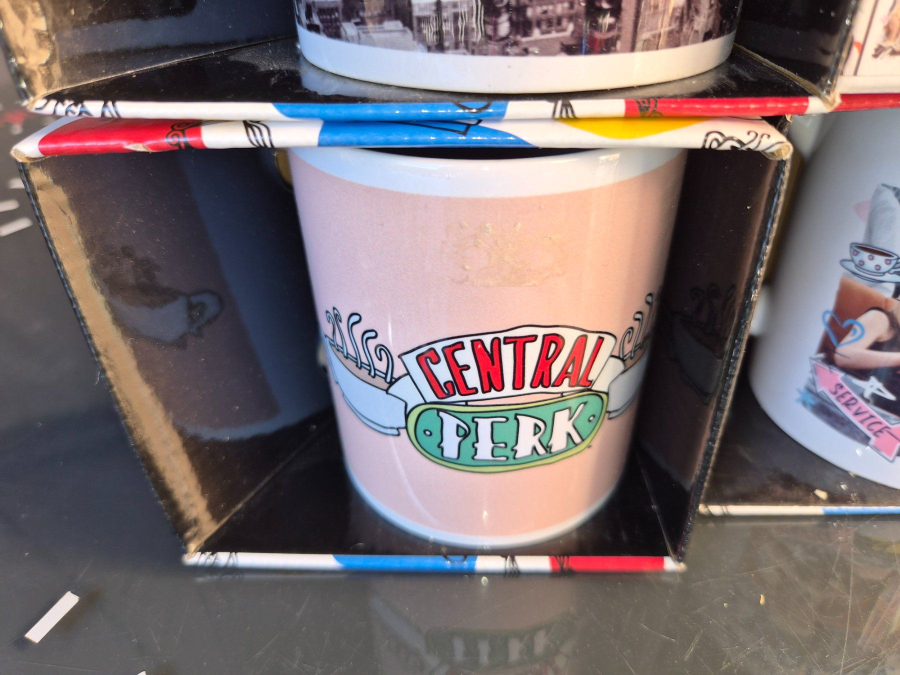 Tazze: Lot 7 mug " Friends" – Nuovo e nell'imballaggio originale da Bévilard venduto da CHUCKMAVIS 3
