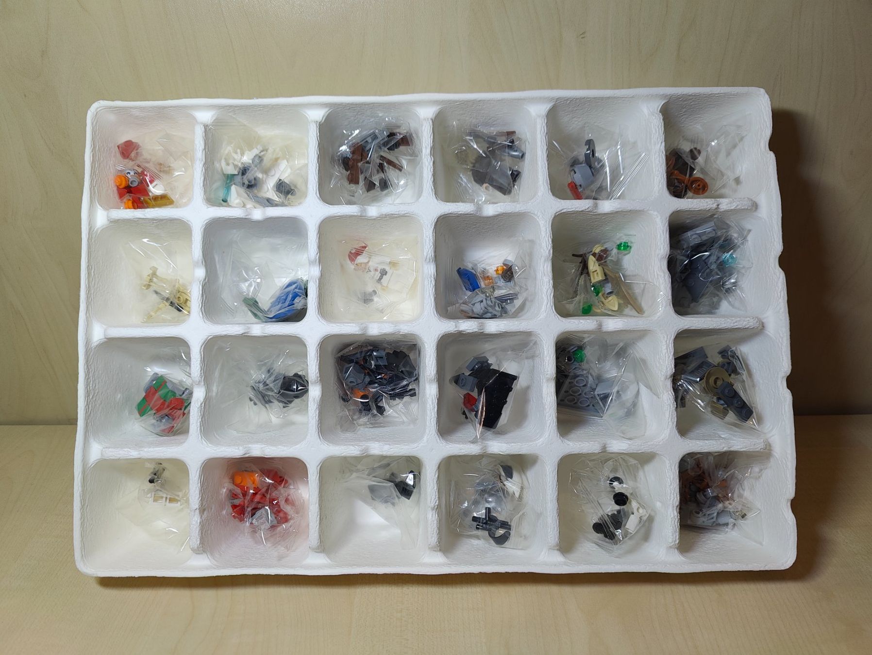 Lego Kit di costruzioni: Lego Star Wars 75245 Advent Calendar 2019 – Usato da Sulgen venduto da WhiteWolf3 2