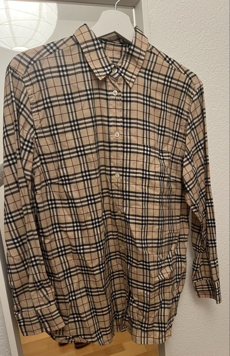 Burberry Camicette: Burberry Bluse – Nuovo (secondo la descrizione) da Weiach venduto da deb_7zrg 2