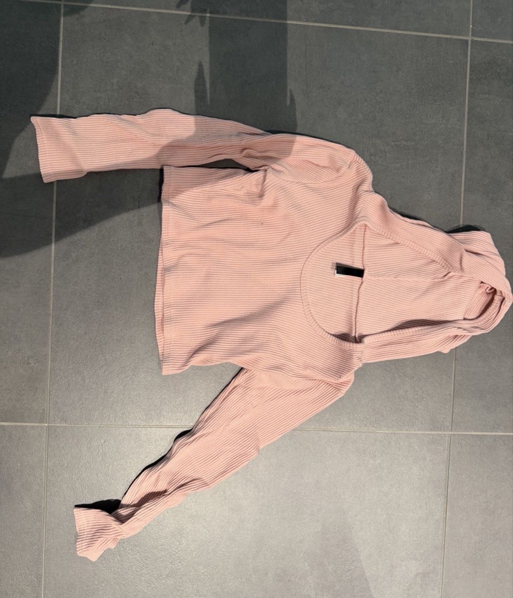 NVGTN Maglioni & Felpe: Langarmshirt mit Kapuze – Nuovo (secondo la descrizione) da Subingen venduto da lor_z2sv