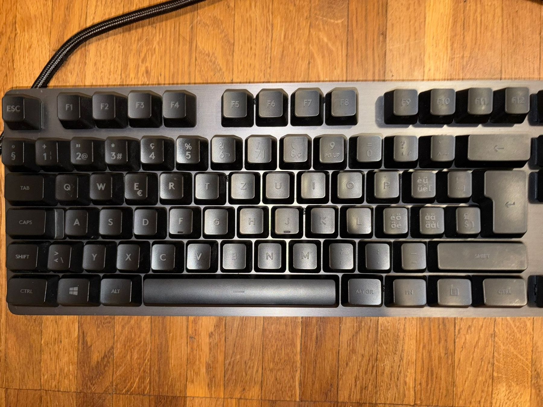Logitech Tastiere: Logitech G513 Carbon Gaming Tastatur – Usato da Niederlenz venduto da ercanerken 3
