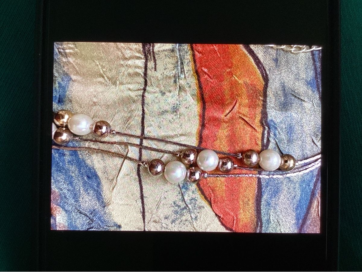 Catenine: Elegante Halskette mit Perlen, dreireihig – Usato da Bellinzona venduto da wav_72pt 2