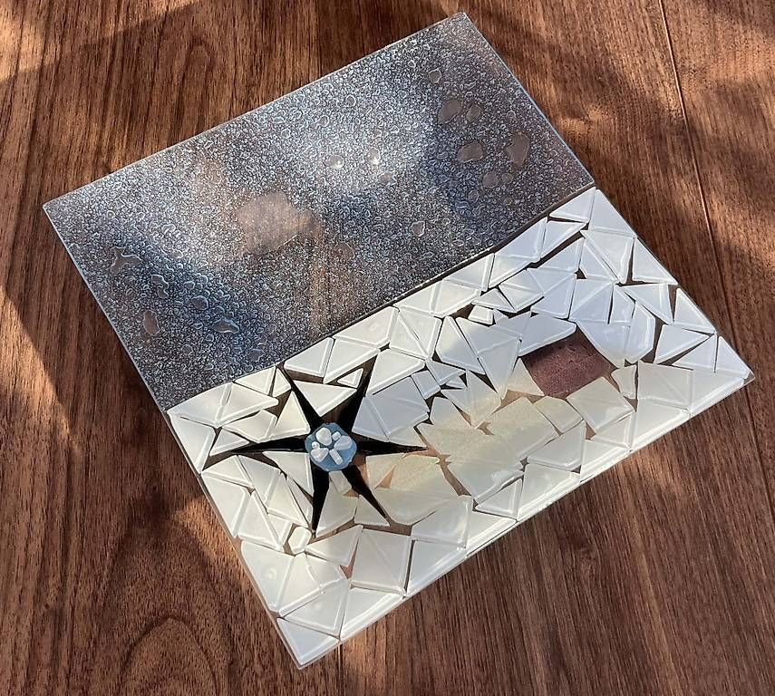 Piatti: Glasteller mit Mosaiksteinen – Usato da Rotkreuz venduto da Vauban