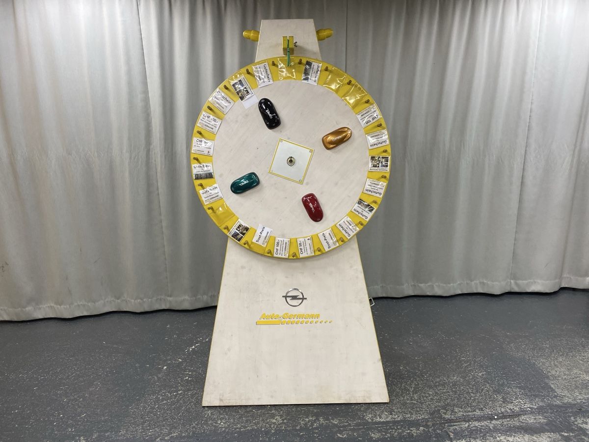 Jeux: Glücksrad 195cm gross  – D'occasion à Hägglingen par Karin0802 8