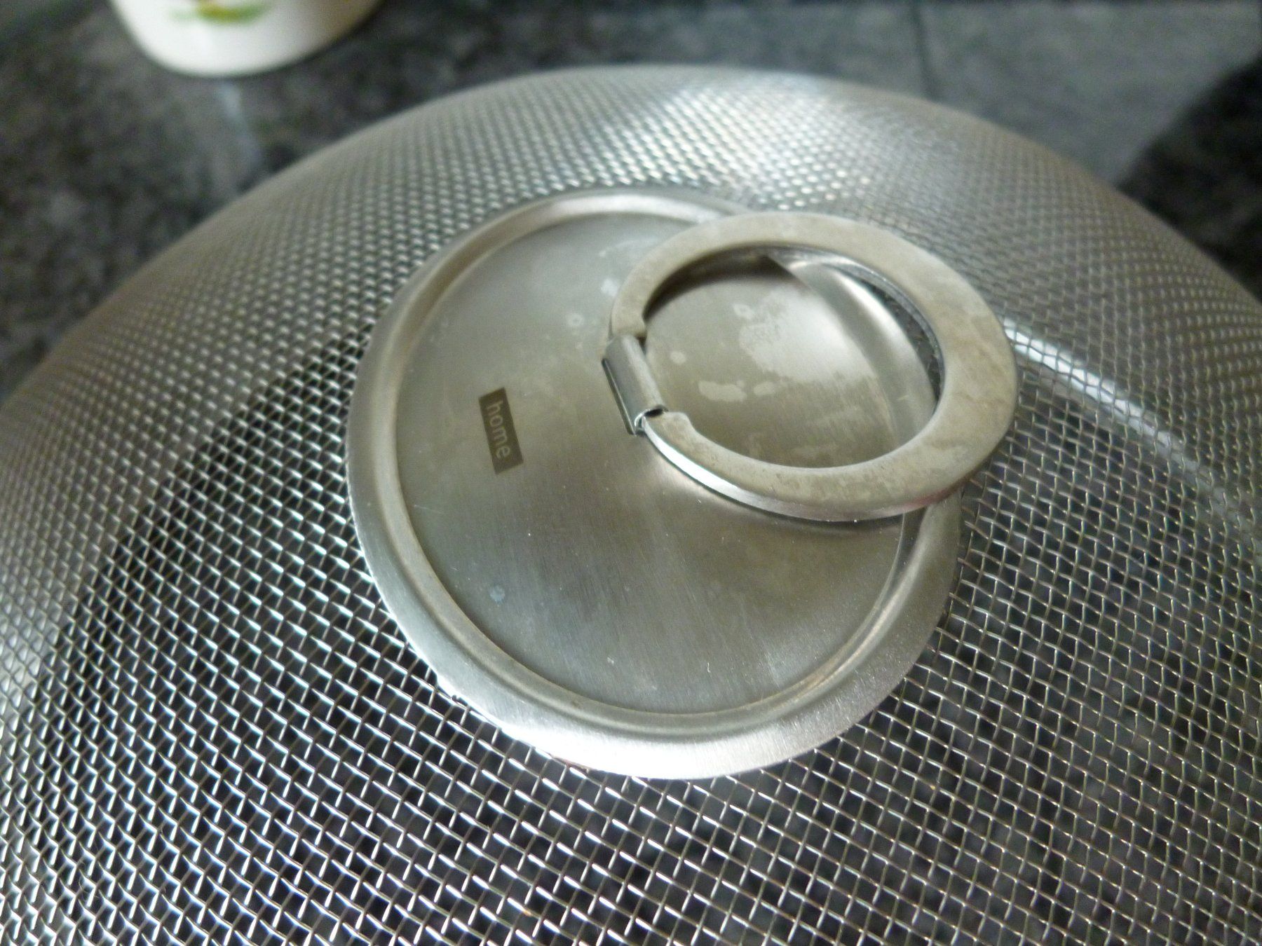 Elettrodomestici da cucina: Fliegenschutzhaube  home – Usato da Dättlikon venduto da Mamakuga 3
