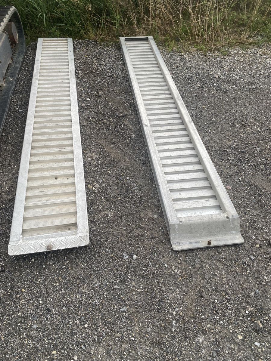 Rampe di accesso: Auffahrrampen – Usato da Grosswangen venduto da lukmar