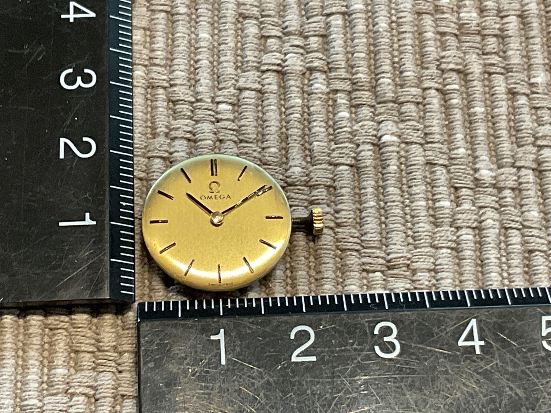 Omega Orologi: Uhrenwerk von Omega – Usato da Rümlang venduto da euqinom16