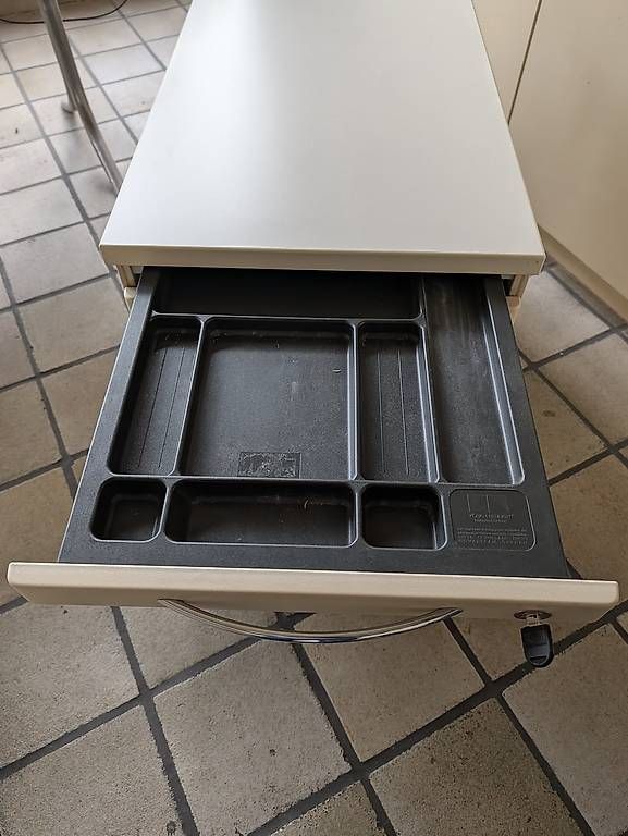 Armadi: Schubladenschrank – Usato da Hefenhofen venduto da LieberherrAG 2