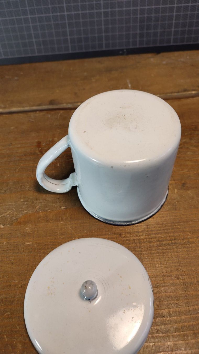 Tazze: Wunderschöne antike Tasse mit Deckel EMAILIERT – Usato da Gelterkinden venduto da MYSTOREFORYOU4460 4
