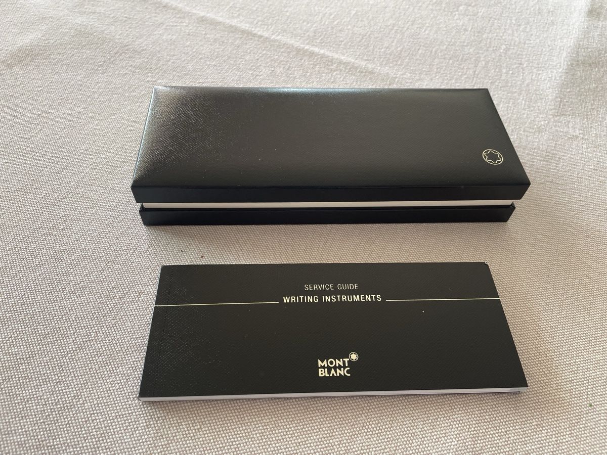 Montblanc Penna & Evidenziatori: Montblanc Kugelschreiber grau  – Usato da Opfikon venduto da J_S_90 1