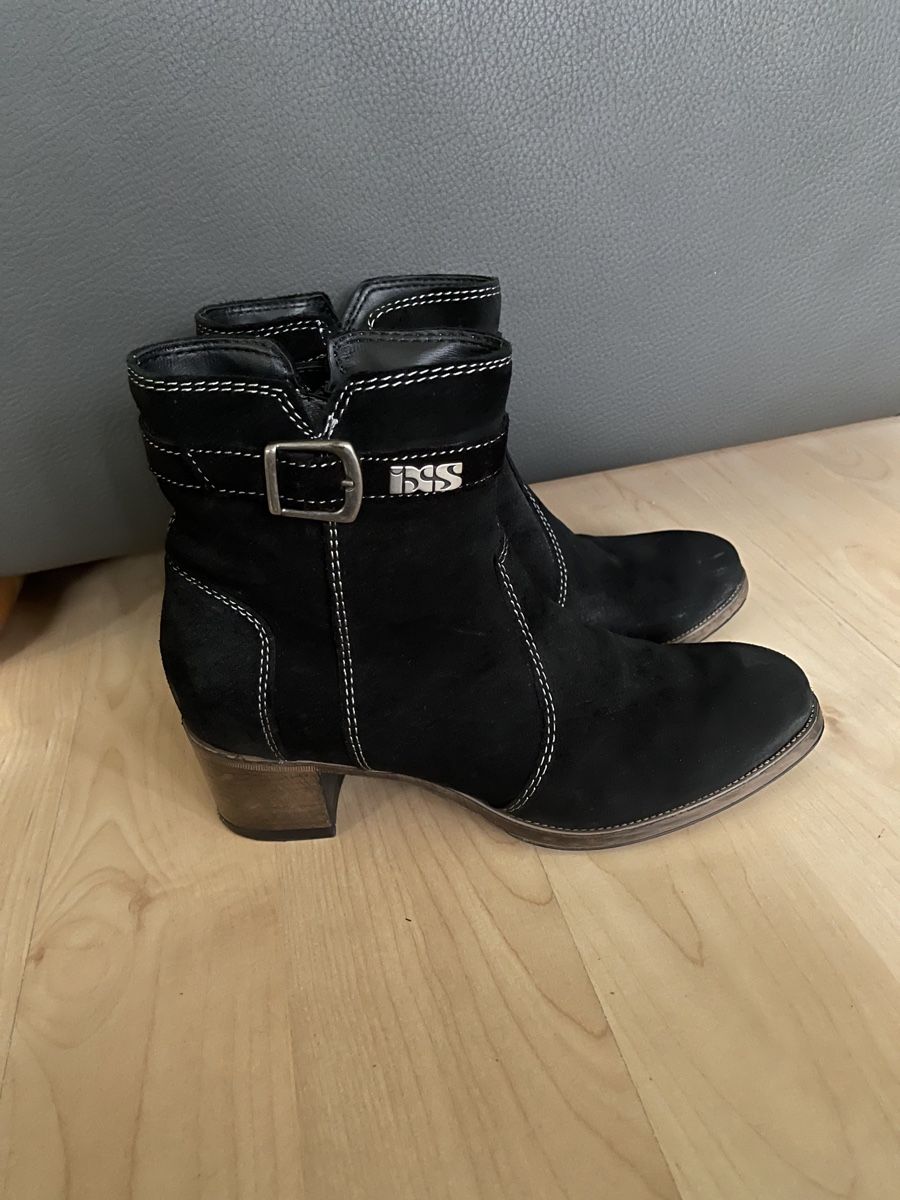 IXS Scarpe da donna: IXS Töffstiefeletten Gr. 37 schwarz – Usato da Dietikon venduto da Nieselchen